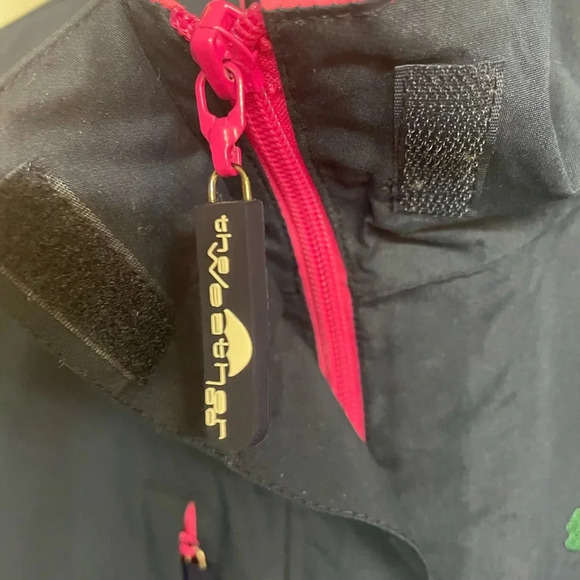 The Weather Co. woman’s golf rain Jacket size large - Picture 6 of 10